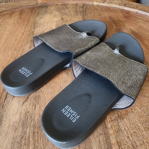 Eileen Fisher Metallic Gray Silver Leather Slip On Flat Thong Sandals Womens 8.5 - Picture 4 of 9